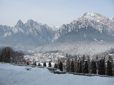 winter-in-the-bucegi-mountains