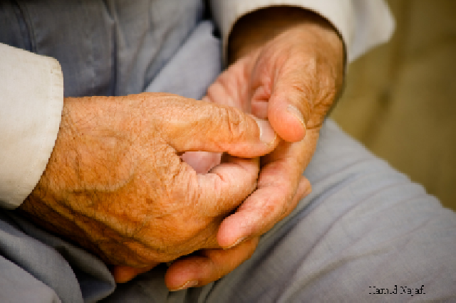 Tratament comun la vârstnici ,fixator de artroză