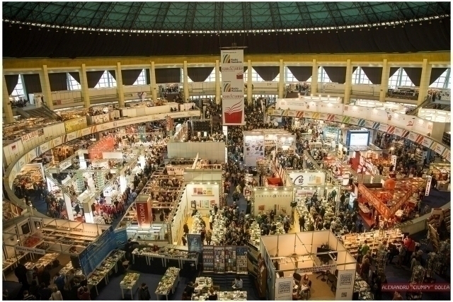 gaudeamus-radio-romania-book-fair-2016-5-days-850-events-125000-visitors