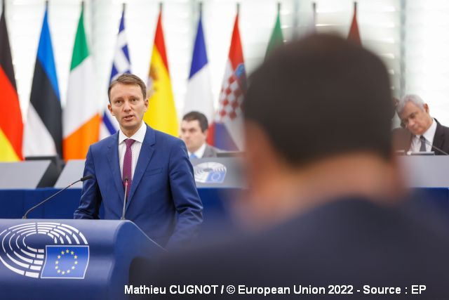 european-parliament-adopts-the-2024-budget-