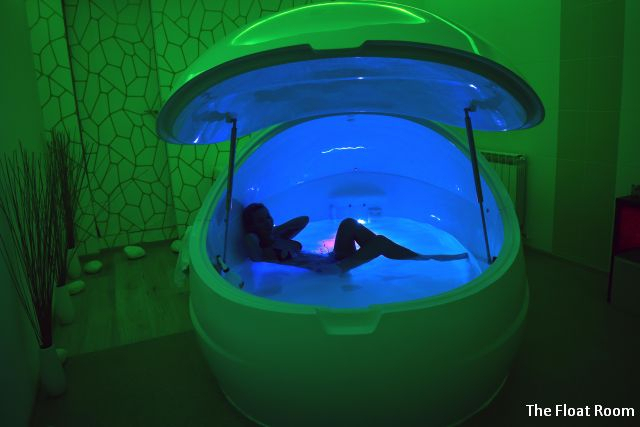 the-float-room-die-etwas-andere-schwimmtherapie