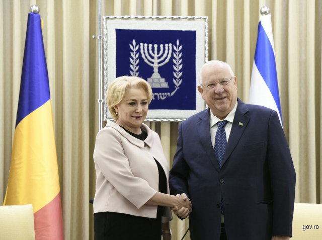 romanian-officials-on-a-visit-to-israel-