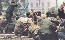 2017年12月21日：罗马尼亚广播电台与1989年的反共革命