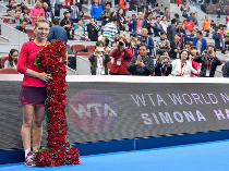 simona halep – aminta “omlu a anlui 2017” la rri