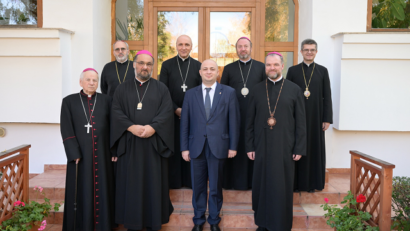 סילביו וקסלר השתתף בסינוד הבישופים של הכנסייה היוונית-קתולית