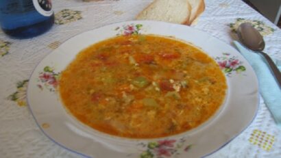 Soupe aigre de courgettes