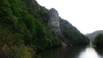 Donau-Engpass am Eisernen Tor: atemberaubende Landschaft