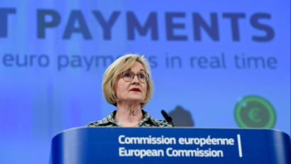 Comisia Europeană propune accelerarea introducerii plăților instant în euro