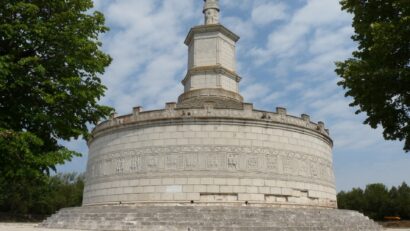 Le monument et la cité de Tropaeum Traiani