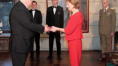 Onorificenza Nihil Sine Deo da Casa Reale