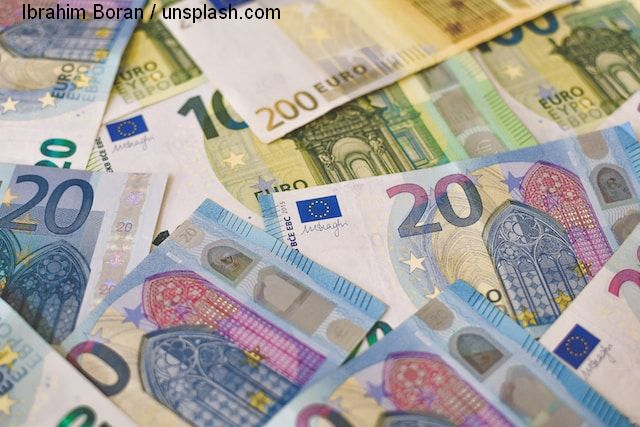 România, printre cele mai mici costuri orare pentru muncă din UE