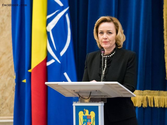 Scuze şi acuze pe scena politică