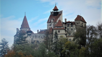 Colette Beaulieux (France) – Vaccination au Château de Dracula ?