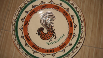 2021年7月19日：霍雷祖城镇的陶瓷