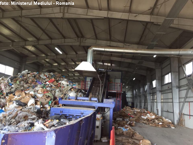 La Roumanie ouvre les premiers centres de collecte de déchets à contribution volontaire