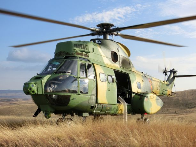 Michel Beine (Belgique) – Les hélicoptères en Roumanie