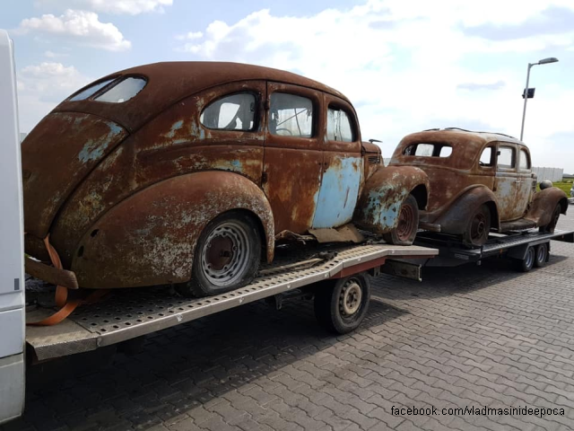 Ford V8 and other big vintage cars in Romania