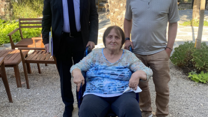 השגריר ראדו יואניד, במושב נווה ירק