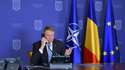 Klaus Iohannis a discutat cu Volodimir Zelenski despre situaţia critică din Ucraina