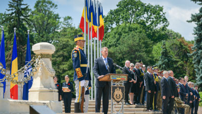 Klaus Iohannis, omagiu adus Eroilor Neamului