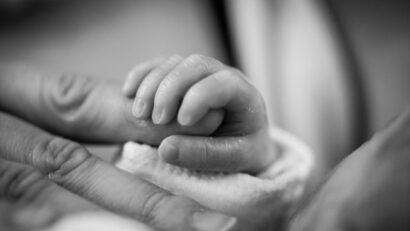 Неповнолітні матері з малозабезпечених сільських громад 