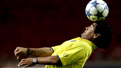 رحيل أسطورة كرة القدم مارادونا