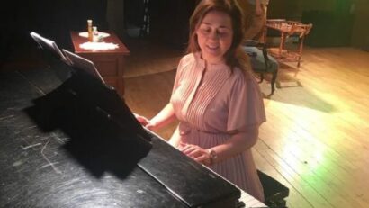 La actriz Mariana Achim y su papel en la obra de teatro “Belvedere”