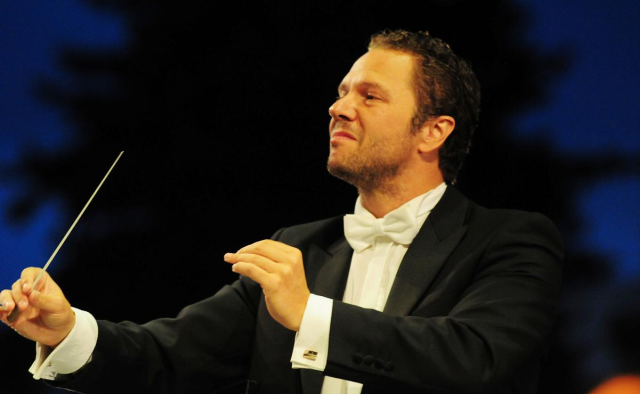 Ceaikovski cu Orchestra Naţională Radio Ceaikovski cu Orchestra Naţională Radio