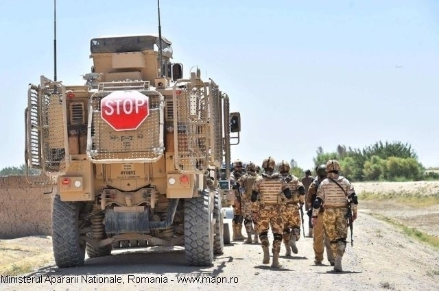 Ceremonie militară cu ocazia încheierii misiunii din Afganistan