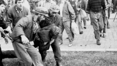 Postkommunismus: Der Bergarbeitereinfall vom Juni 1990