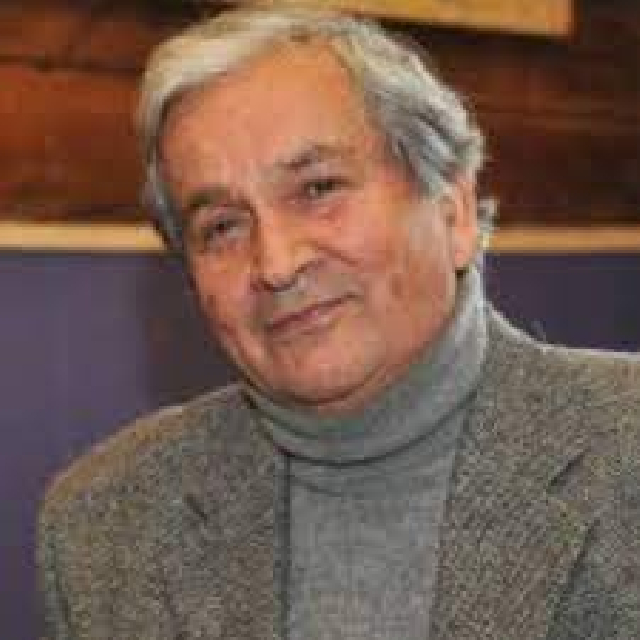Fallece el poeta chileno Omar Lara