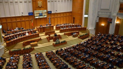 Early parliamentary elections under discussion
