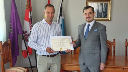 Primar român din Spania, premiat de ambasadorul României în Regatul Spaniei
