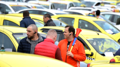 Des règlementations sur le taxi, en Roumanie