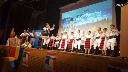 „Noi suntem români” au cântat într-un singur glas românii stabiliți în Salamanca, Spania