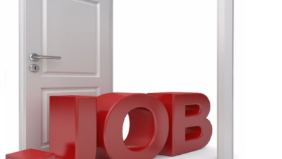 Arbeitsmarkt: Moderate Stellenangebote, Präsenzarbeit wieder im Trend