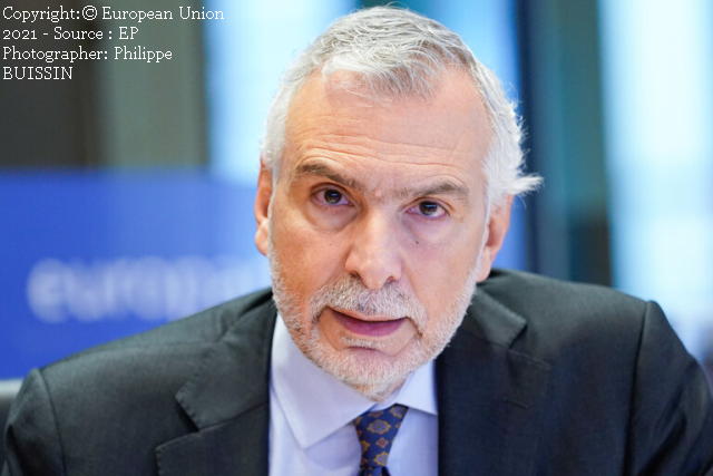Academia Diplomatică Europeană Academia Diplomatică Europeană