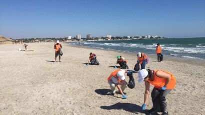 Meeresmüll: NGO sammelt Abfälle von Stränden auf