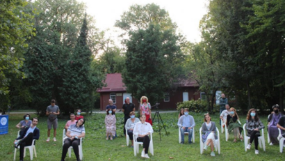 Caravana de teatru forum „Stă în puterea ta să schimbi ceva!” la Grădina Botanică din București