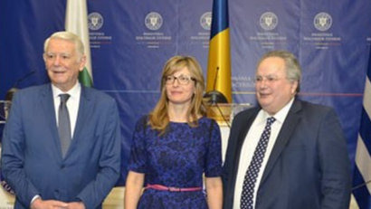 Treffen der Außenminister Rumäniens, Griechenlands und Bulgariens in Bukarest
