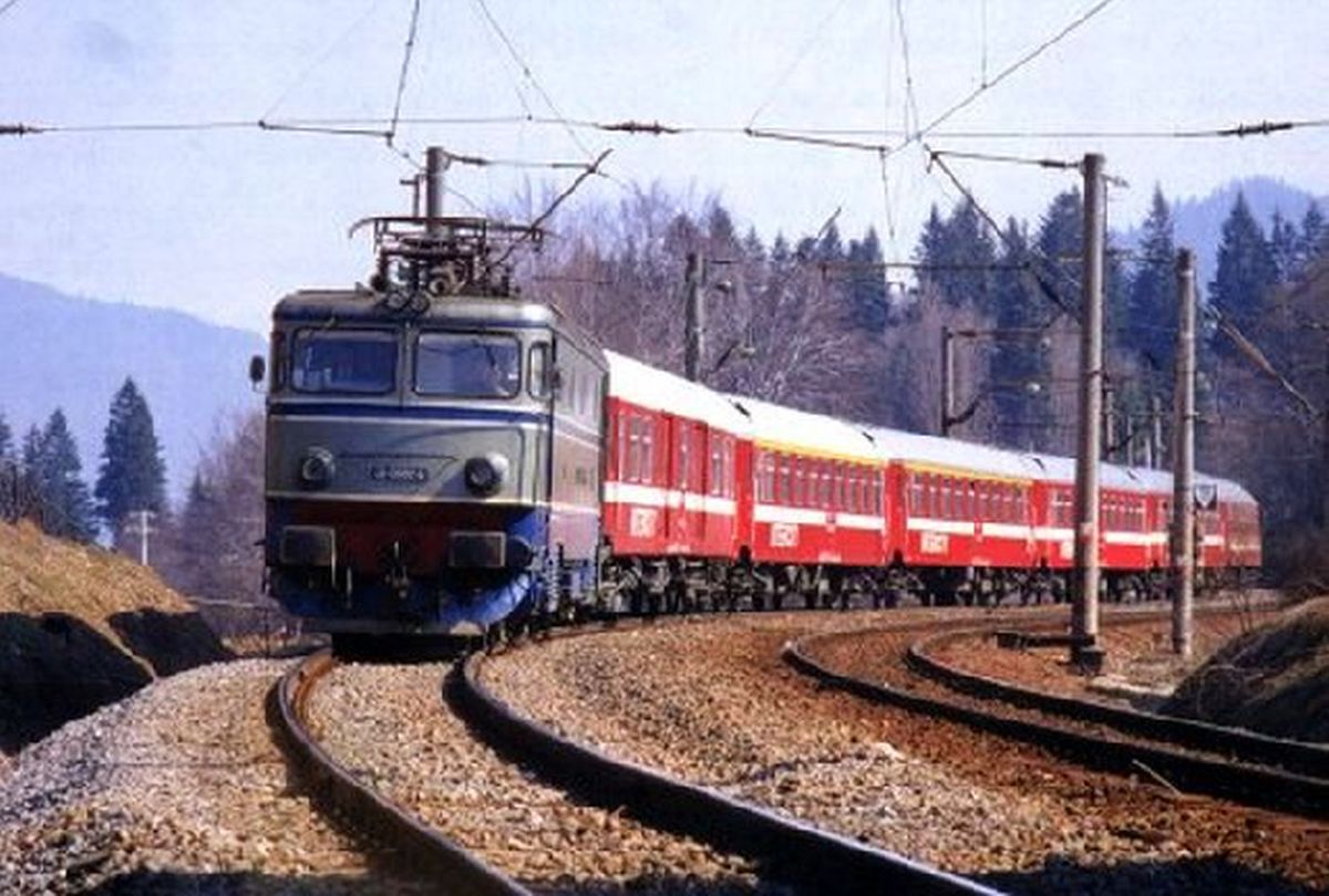Romanian train Photo credits: CFR Calatori