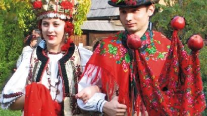Maschere e costumi popolari romeni al Carnevale di Venezia