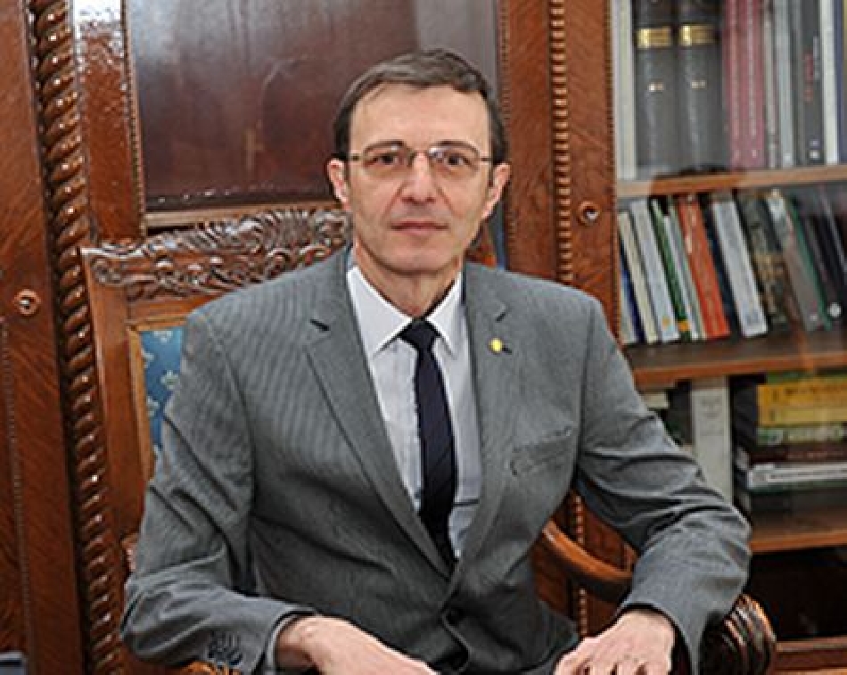 Ioan Aurel Pop, studioso dell’avanguardia letteraria Ioan Aurel Pop, studioso dell’avanguardia letteraria