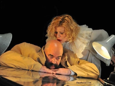 Spettacolo romeno inaugura Teatro Metropolitan a Tokyo Spettacolo romeno inaugura Teatro Metropolitan a Tokyo