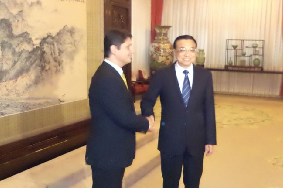 2012年11月24日：罗外长对中国进行正式访问