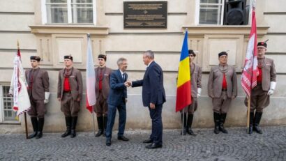 Dezvelirea unei plăci comemorative la Praga