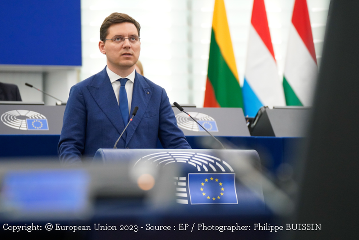 Victor Negrescu (Foto: ©European Union 2023-Source: EP/ Photographer: Philippe Buissin)