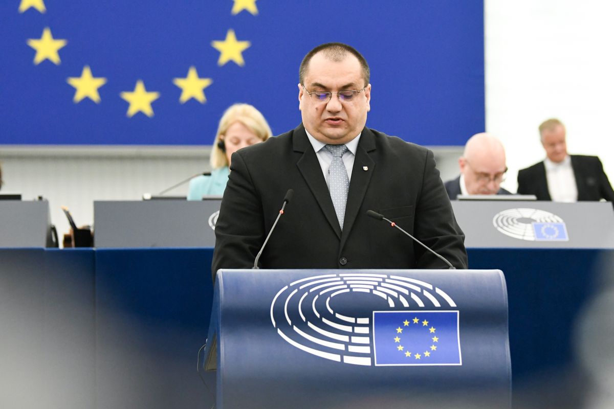 Cristian Terheş (foto: Copyright: © European Union 2024 - Source : EP / Photographer: Philippe STIRNWEISS)