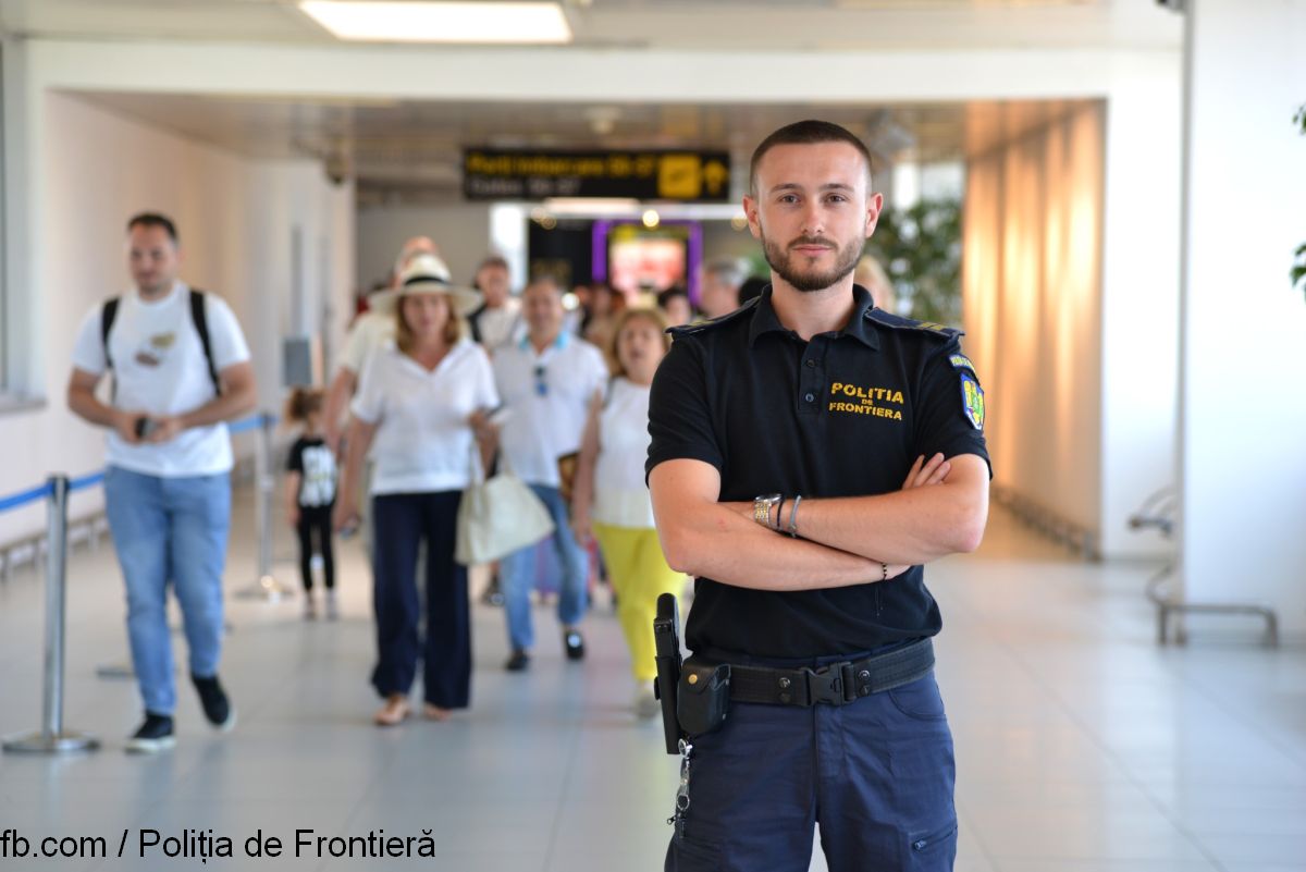 Aeroport ( Sursa foto: fb.com / Poliția de Frontieră)