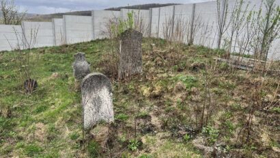 עבודות נקיון בבתי קברות יהודיים